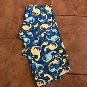 EUC HTF LLR TC Dino Leggings